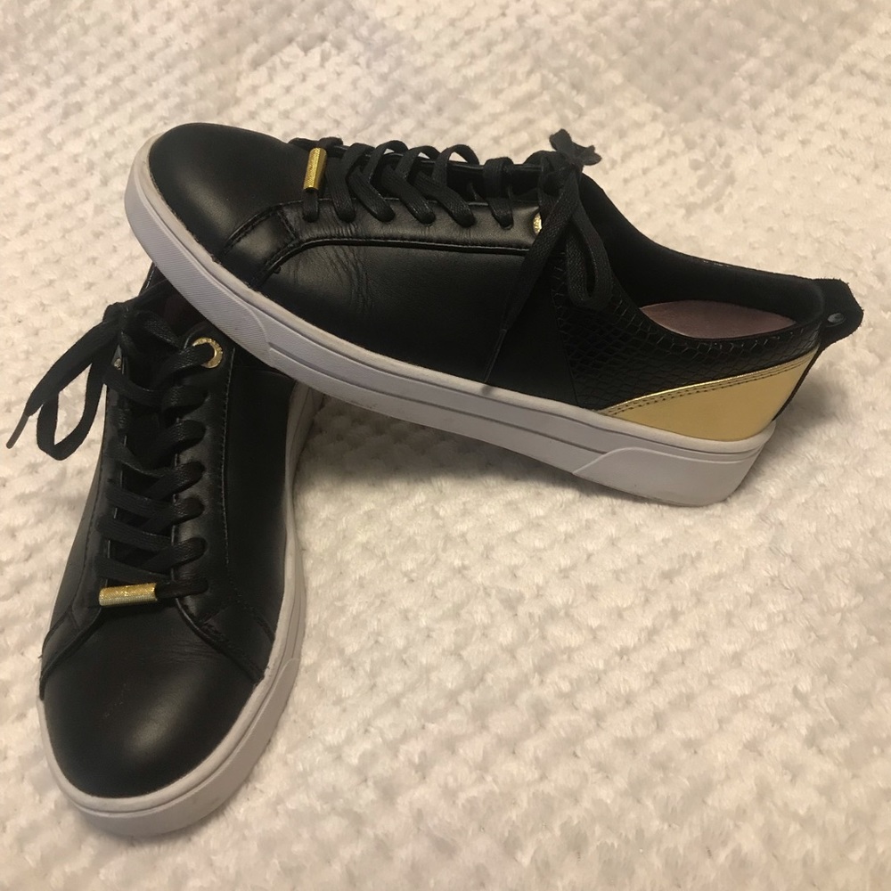 Black Leather Sneaker